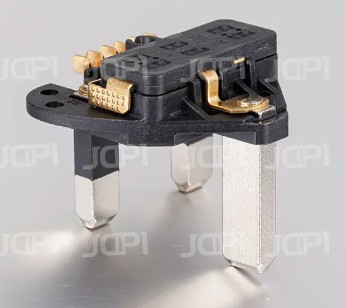 كيفية اختيار TAA type 3 pole UK Plug Insert؟